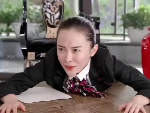 霍思燕搞笑片段，男演员忍笑不笑场