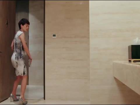 被同事举报是夫妻关系，老婆反应真快