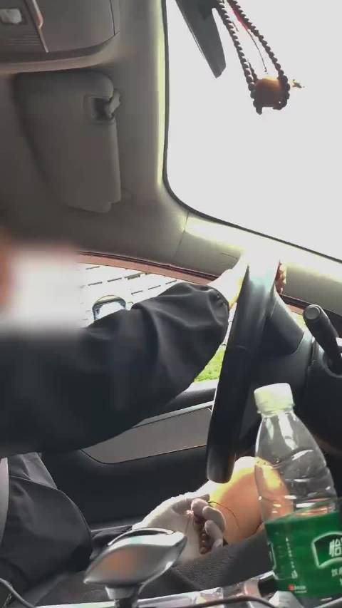 上海网约车大叔：因为不懂，炒股输了100多万，也离婚了