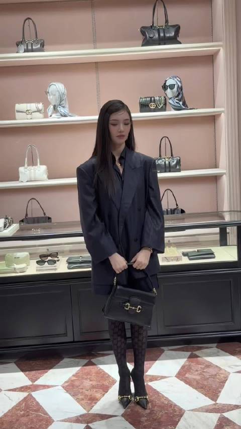 林允、林沐然亮相Gucci Primavera成都店铺活动