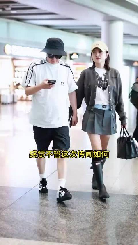 包贝尔演小品亲了贾玲一口，包文婧当场脸色就变了