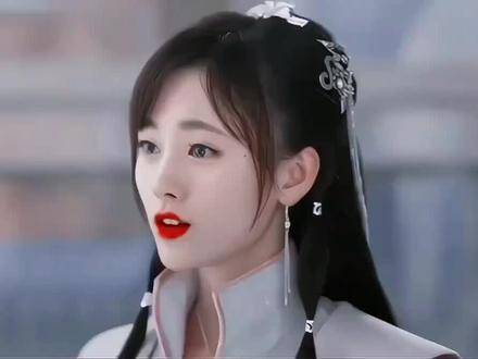 我是雪飞霜，南羽都飞霜郡主！岂能轻言败北？