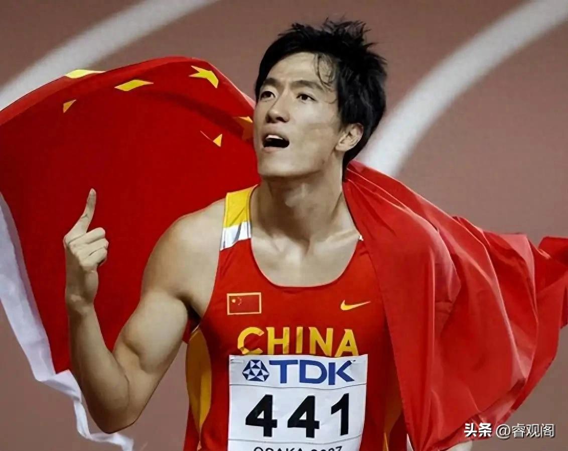 同是体坛巨星！为何姚明退役后身居高位，刘翔却闲赋多年无人重用
