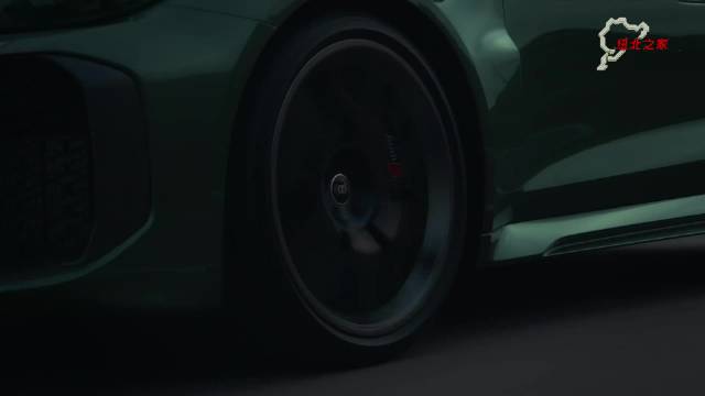 传奇回归！640匹奥迪RS 5发布，V6插电混动真是赛道利器？