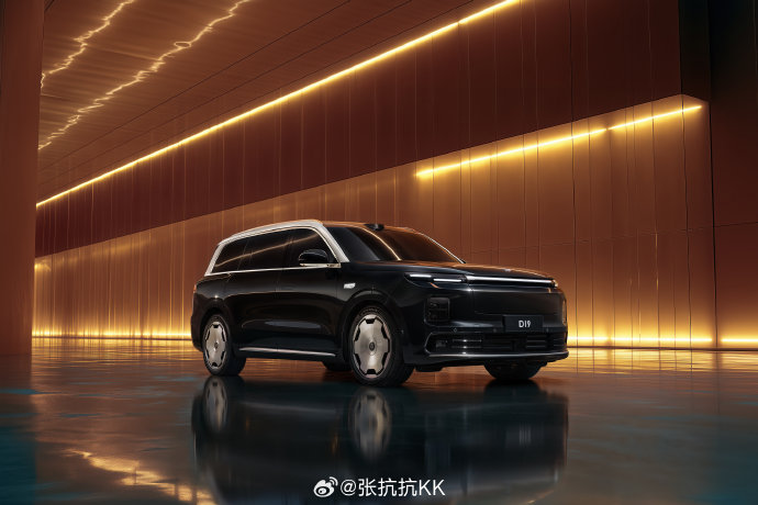 零跑D19 2026款纯电电池有多强？115kWh+1000V实测续航720km，值得买吗？+FAQ