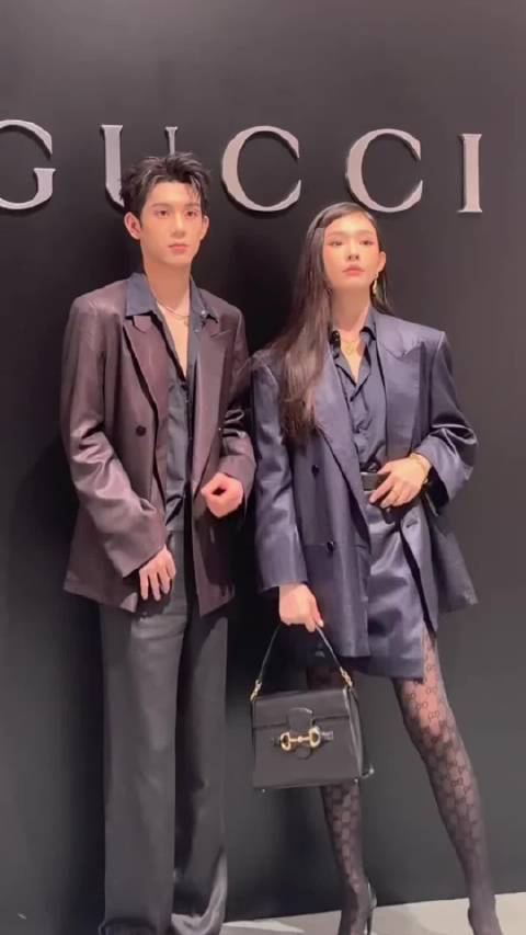 林允&林沐然同框亮相Gucci成都活动，两位都帅得不得了