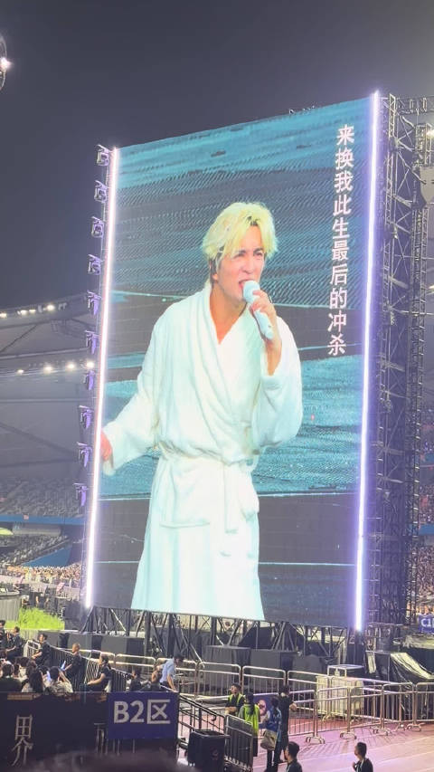 霸王别姬 每次听都想哭 因为爱情吗