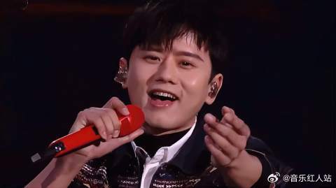 张杰声线全面爆发 一首《发光时代》，还是曾经那个少年的声音！