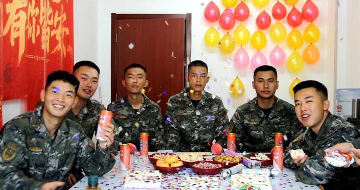 谈心解困惑 帮带促成长 助力新兵平稳度过第二适应期 谈心解困惑 帮带促成长 助力新兵平稳度过第二适应期