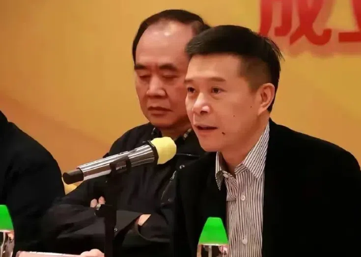 广东晚报3消息！周鹏发声解释四年前离队真相，陈海涛发声，黄明依杨腾飞互换租借