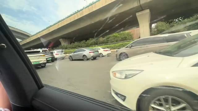 弃轮保车极限处置，先保人再保车后保轮