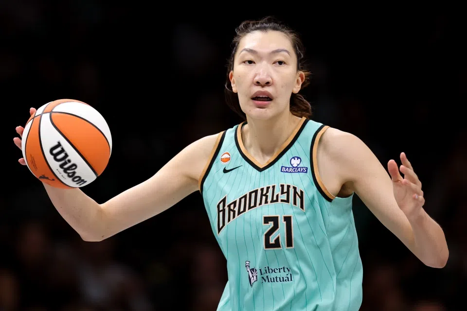 记者：刚在WNBA拿下赛季新高的韩旭即将与中国女篮会合，备战世界杯