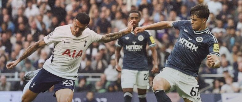 英超｜两连败！热刺0-2纽卡暂排垫底，埃兰加、维萨破门