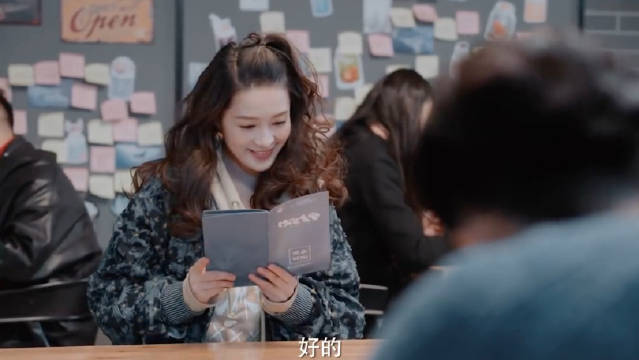 女孩超人的饭量让帅哥吃惊，从此便对女孩一见钟情