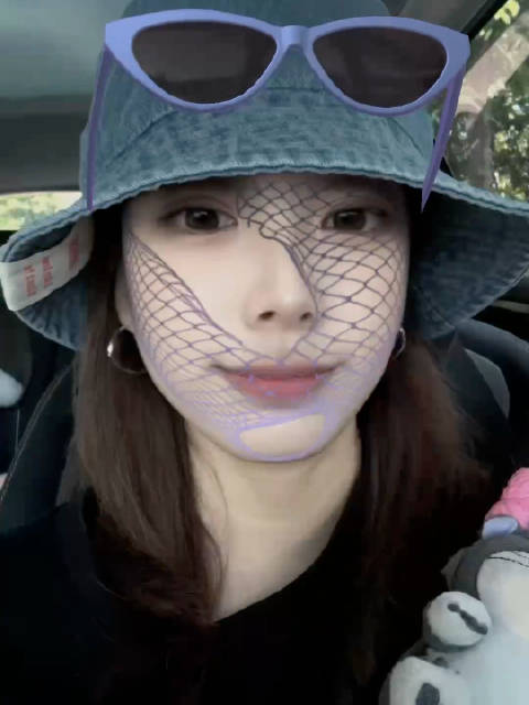 初听，不懂 现在好喜欢蔡健雅的歌！