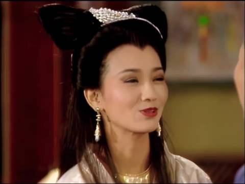 小青夜盗库银，怎么料却把许仙抓紧大牢？