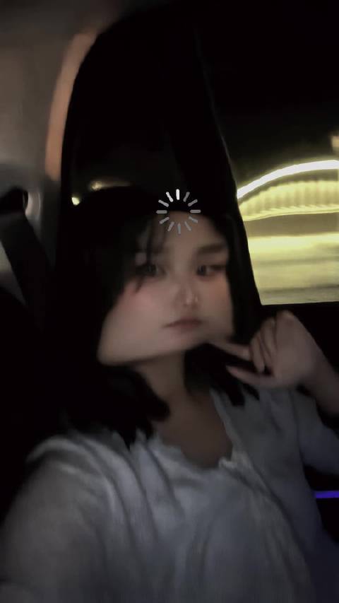 小时候谈恋爱不敢告诉父母 长大了谈恋爱不敢告诉老公