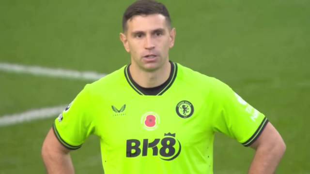 马丁内斯近3赛季俱乐部比赛重大失误合集 共19场…