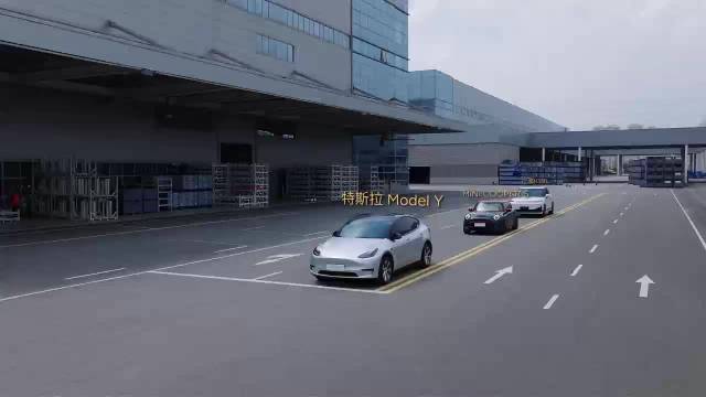 小鹏G9L线控后轮转向，双车道掉头一把过，比mini转弯半径小一圈