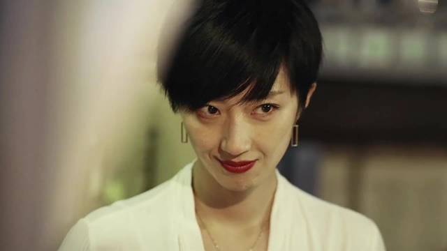 桂纶镁封神反派，跨国电信诈骗头目为爱坠入深渊
