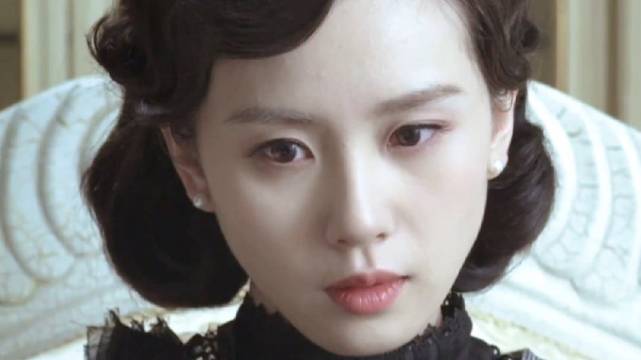 宋红菱帅得我跪下我喊妈妈 冷脸生气也是一种恩赐