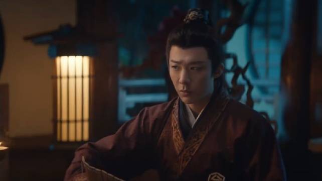 折腰：大乔拒绝借兵，得知小乔一人迎敌两万，顿时急哭了