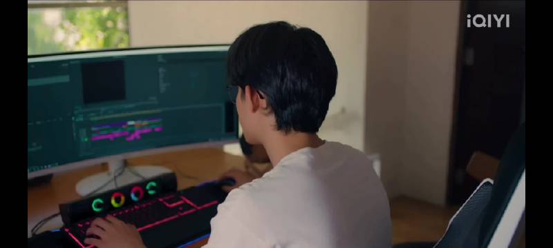 虽然说第一集老丁大部分时间都是海王形象