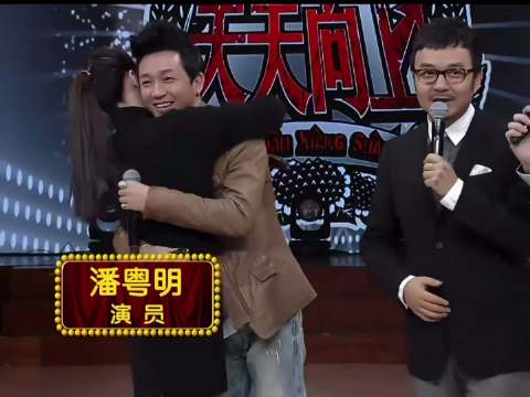 小冉最不缺的就是朋友在风口浪尖时挺身而出的勇气