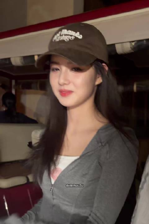 韩国粉丝跑来中国追艾米的这个视频看得我心软软软的