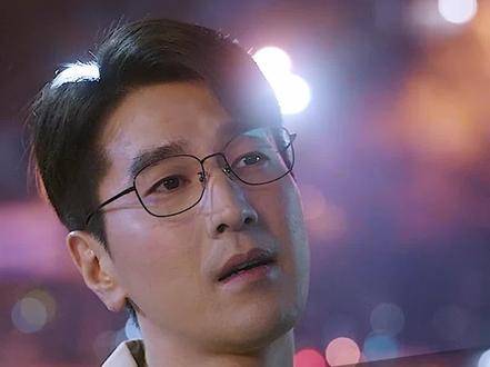 周筱风为林逸调整研究课题至扩心病领域，“你是我兄弟，这道难关必须拿下”