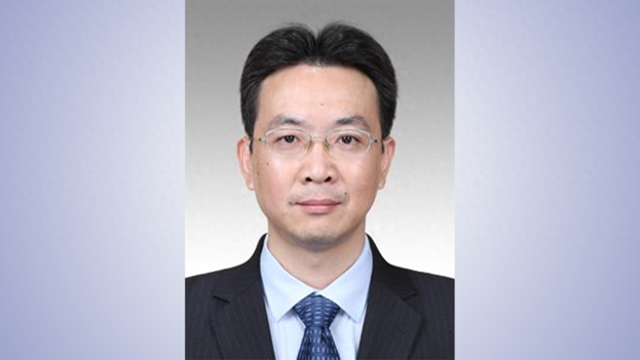 王益群任申通地铁集团公司总裁、党委副书记