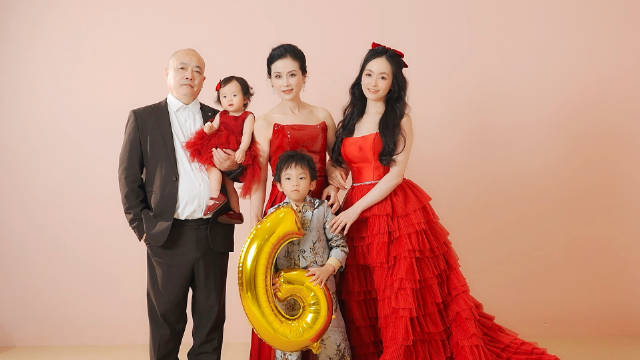 6岁哥哥&1岁妹妹定格手足生日时光