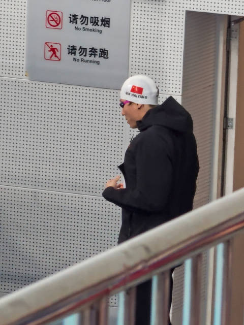 一只蹦蹦跳跳的热身蛙