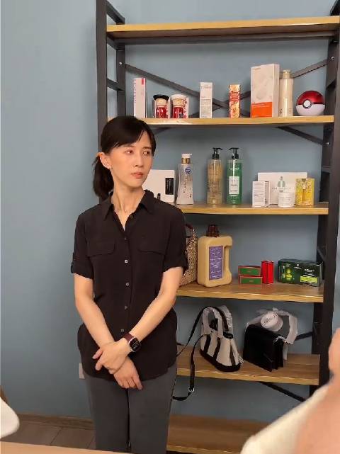 papi酱段子，顾客误将会员听成会游泳