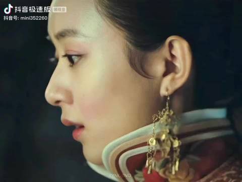 赵丽颖演戏先看剧本再看其他 我觉得这样的演员应该再火一点