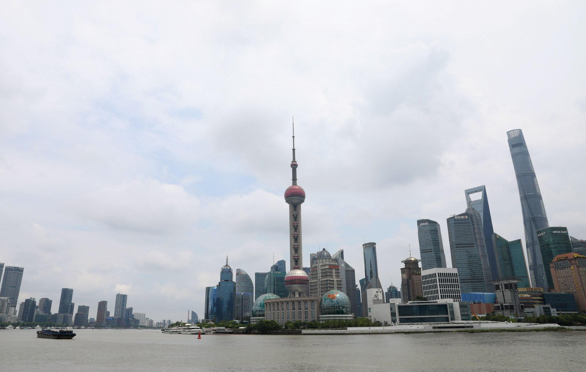 聚焦数智化转型 券商竞逐金融科技赛道