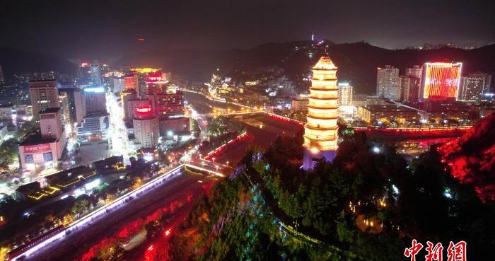 陕西延安：电网纵横铺就发展高速路