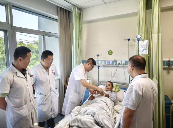 从天山脚下到江淮大地：一位新疆患者的合肥寻医“心”生路
