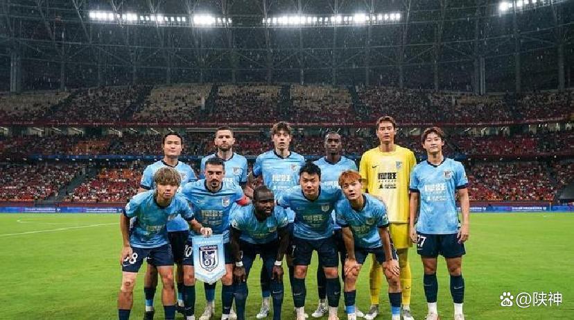 大连英博1-1北京国安，补时冲突把裁判尺度推上风口