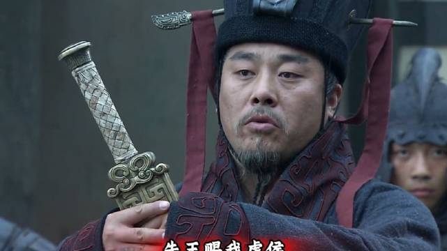 曹丕设局置曹植于死地，曹植七步成诗，另曹丕再也不忍心下手 ！