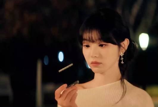 大结局 江逾白向林知夏求婚，林知夏大方答应，修成正果了哦！祝99