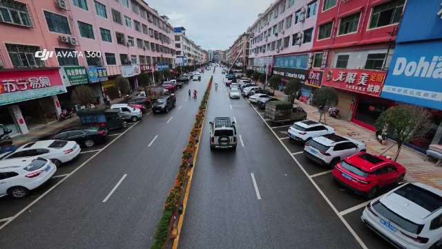 随机路边跟车，今日主角：方程豹豹5