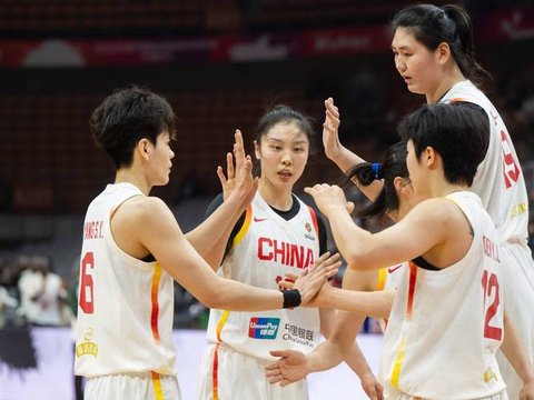 曝宫鲁鸣最快世界杯后下课，名记：女篮矛盾大，不光和李梦李月汝