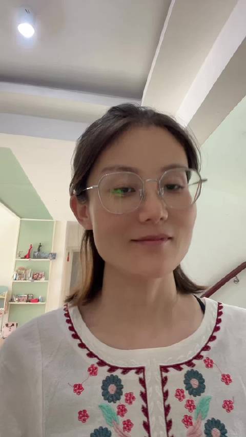 你能录一个这样的视频绷得住不笑吗？
