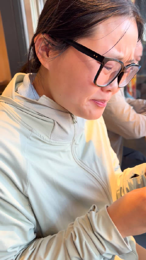 记录乔乔第一次吃缺牙齿，感觉像在记录我的孩子哈哈哈