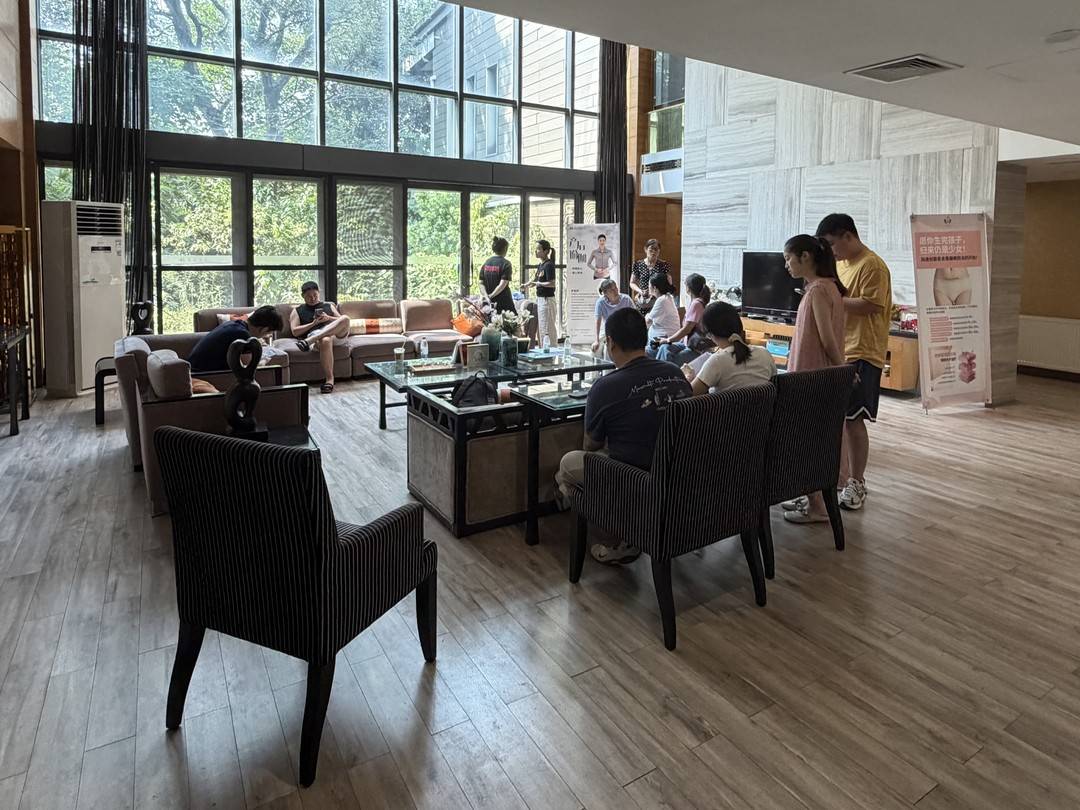 刚交三万月子费就停业!成都知名月子机构两家门店突然闭店 多部门介入处理|追踪到底 刚交三万月子费就停业!成都知名月子机构两家门店突然闭店 多部门介入处理|追踪到底