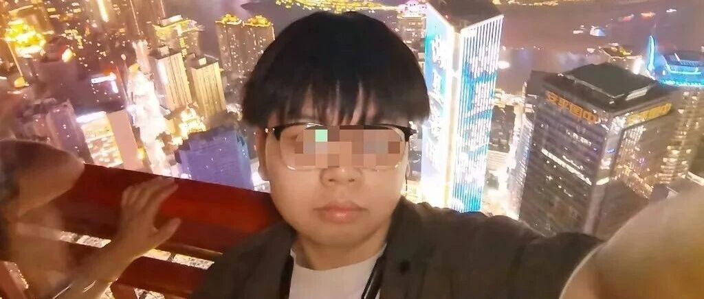 抗癌博主小詹去世,年仅24岁!曾因一句“想活”打动无数网友,家人称后续将整理其部分财物进行捐赠 抗癌博主小詹去世,年仅24岁!曾因一句“想活”打动无数网友,家人称后续将整理其部分财物进行捐赠