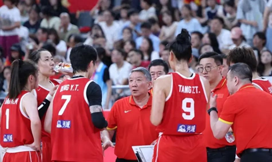 彻底“乱套了”！李月汝退赛刘禹彤离队，“宫鲁鸣”该怎么解围