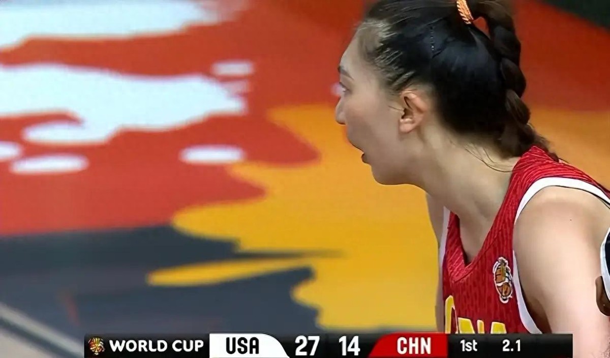 中国女篮虽然输美国，但是郑薇的话让我们看到希望！张子宇进攻稳