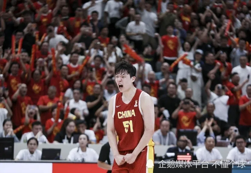泼冷水还是说实话？鲍仁君：杨瀚森绝杀很提气，但别把NBA想得太简单